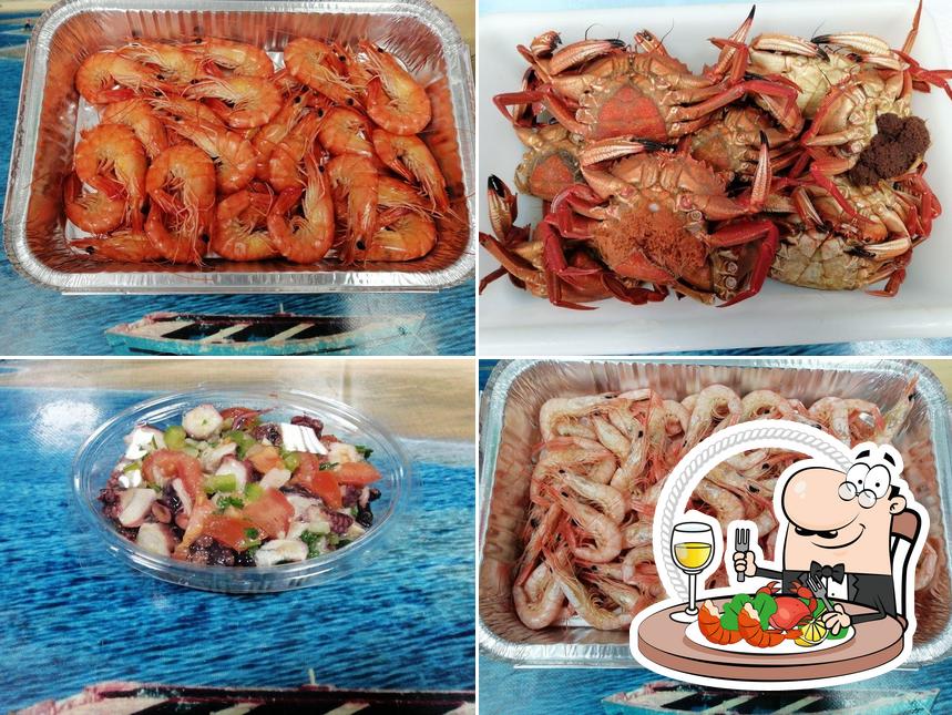 Pick various seafood items served at Cervejaria Mira Serra