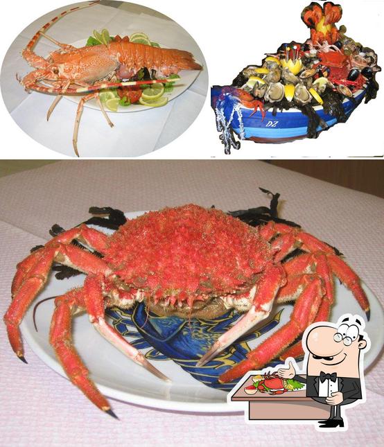 Commandez différents repas à base de fruits de mer disponibles à Chez Fanch