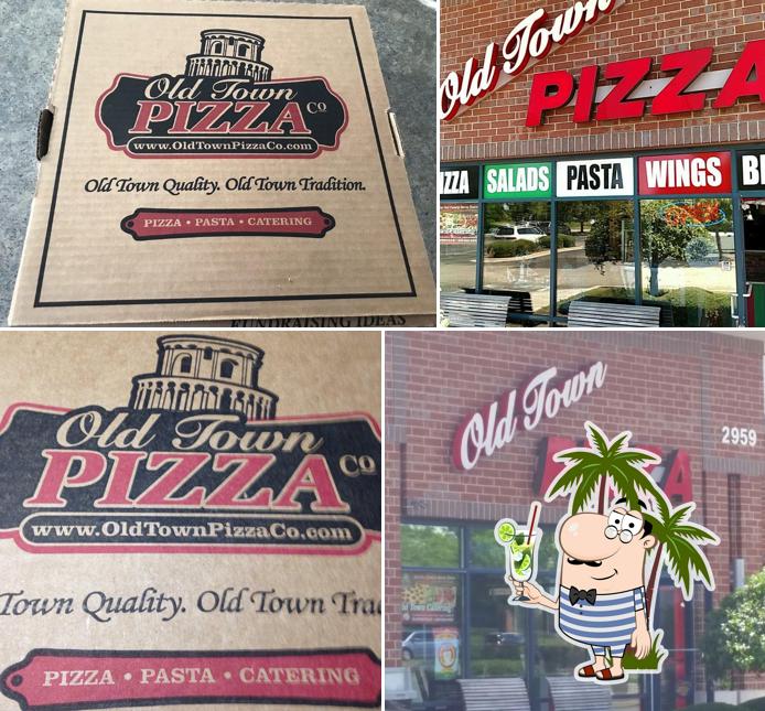 Look at this photo of Old Town Pizza Of Naperville