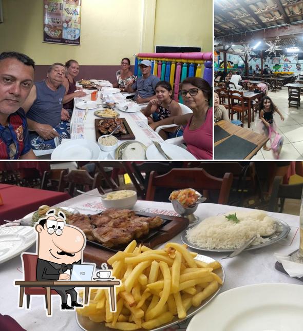 O interior do Galeto na Brasa