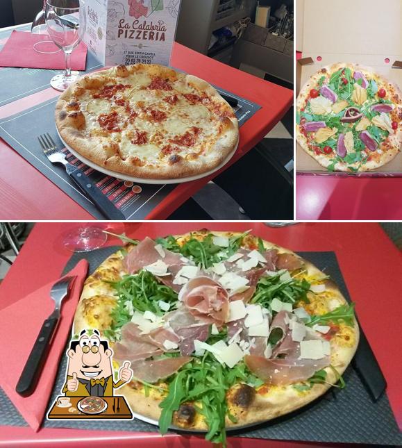 A Calabria pizzeria ristorante, vous pouvez prendre des pizzas