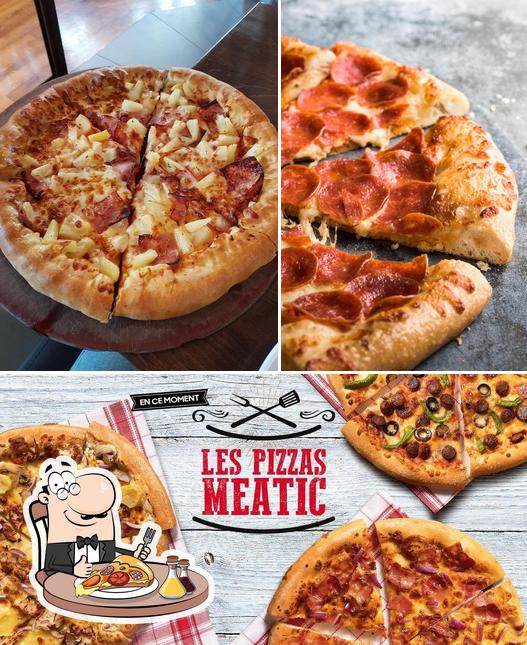 A Pizza Hut, vous pouvez commander des pizzas