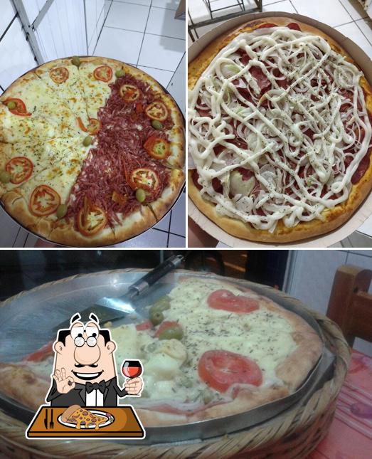 Experimente pizza no Eskina Pão Padaria