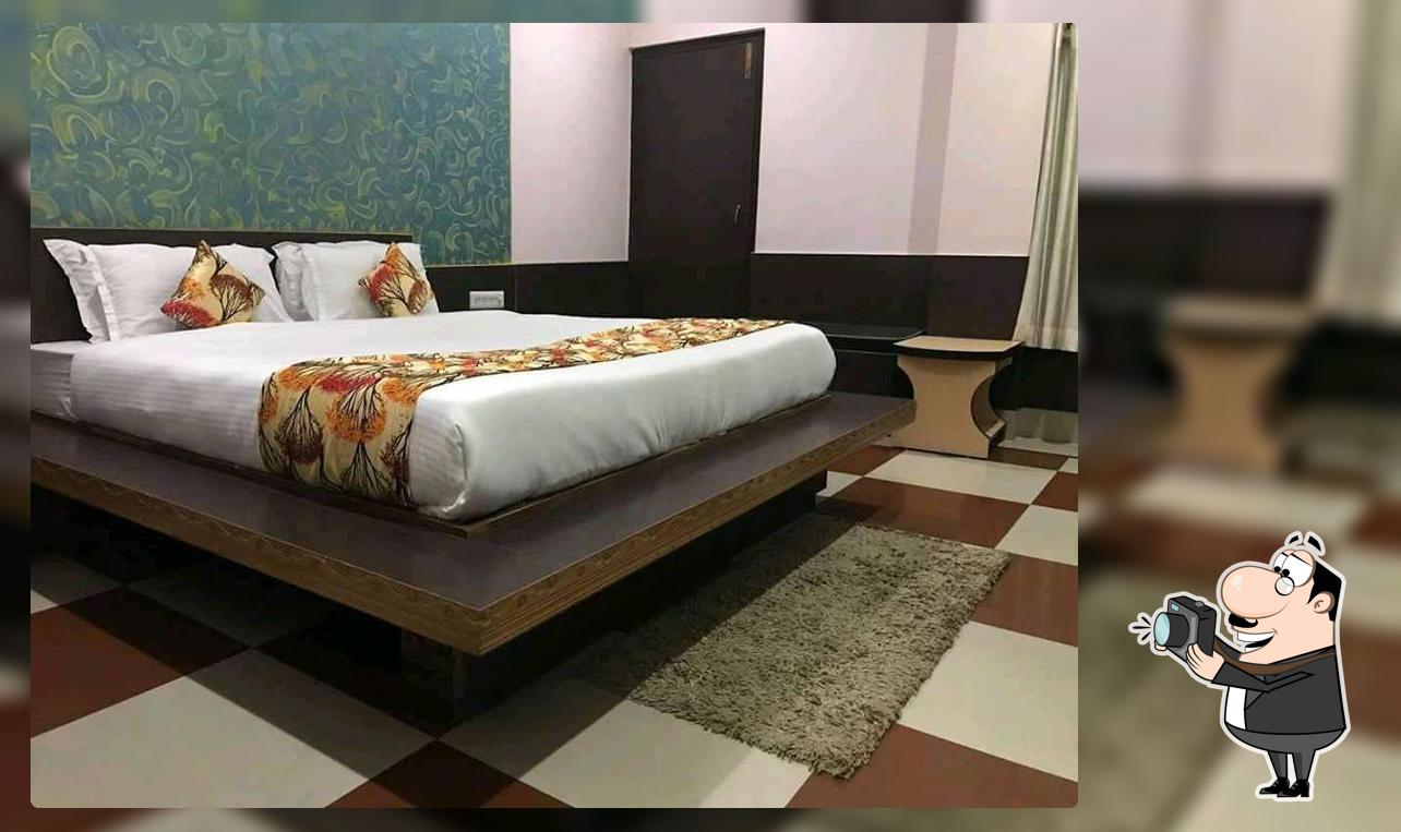 Minakshi International