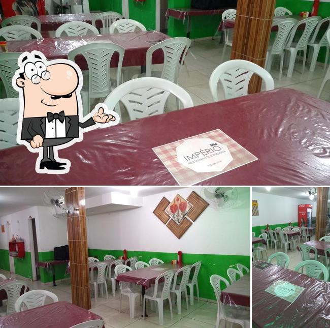 O interior do Império D'Itália Restaurante e Pizzaria