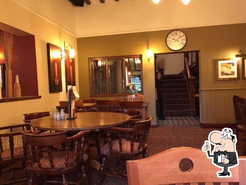 Glen Parva Manor, Glen Parva in Leicester Restaurant menu and reviews