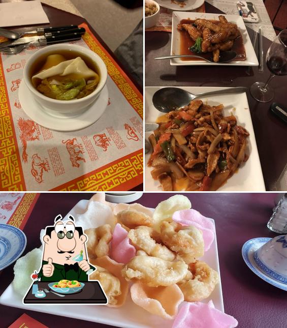 Блюда в "Yangtze Chinese Restaurant"
