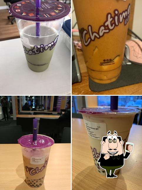 Chatime Bubble Tea sert une sélection de boissons