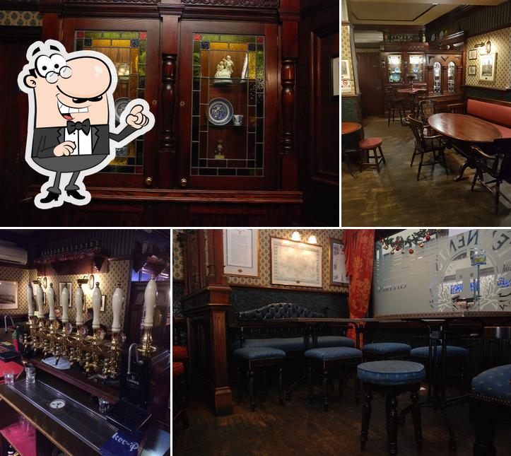 City Pride - English Pub