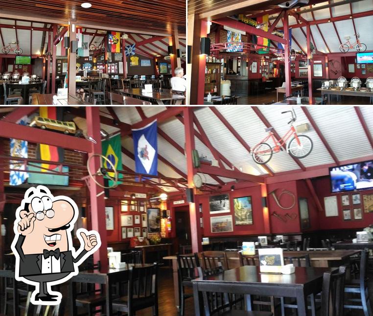 O interior do Biergarten