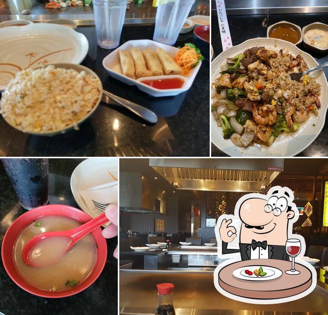 Еда в "Hibachi Teppanyaki & Bar Oakville"