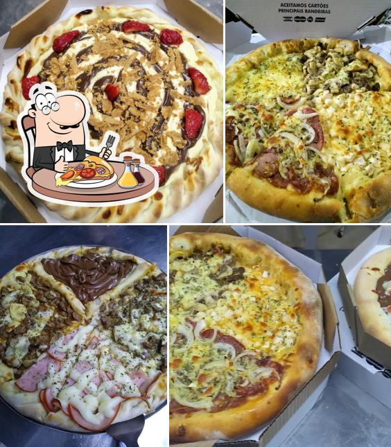 No PLANO B LANCHES E PETISCOS, você pode provar pizza