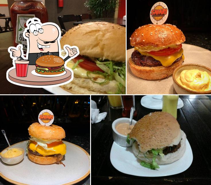Experimente um hambúrguer no Safari Burger & Grill