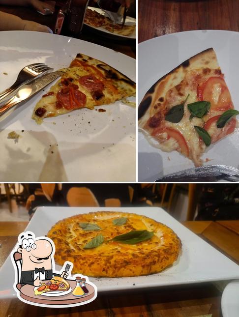 Escolha pizza no Pasqualine Resende Restaurante e Pizzaria em Resende