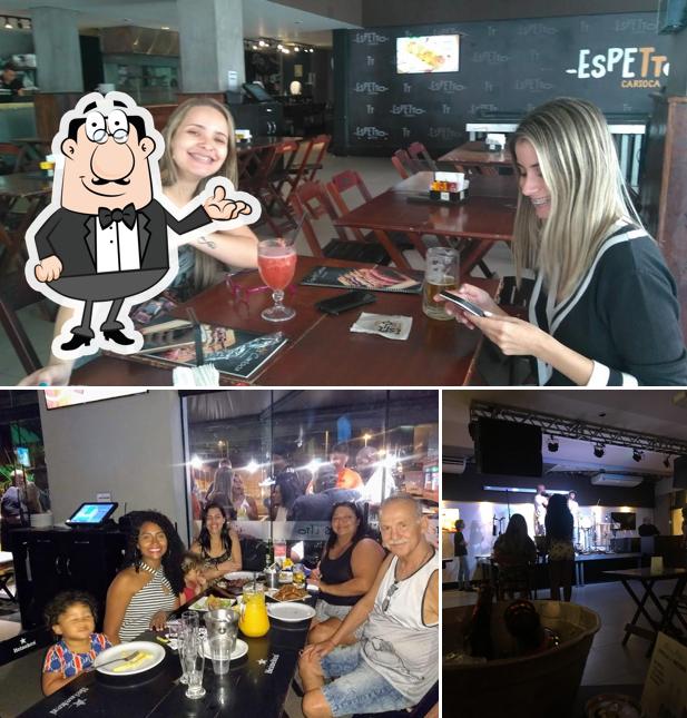 O interior do Espetto Carioca Lounge - Vila Valqueire