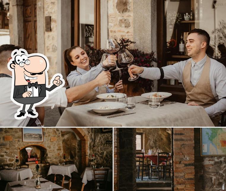 Dai un'occhiata agli interni di Antico Borgo Taverna-Cocktail bar & Enoteca