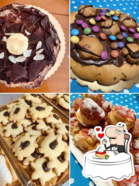 Pasticceria 900 propone un'ampia varietà di dolci