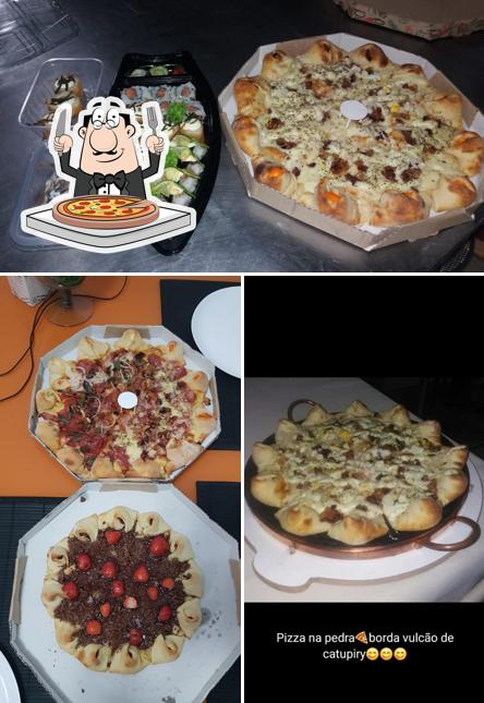 Peça pizza no Revolution Pizza e Burguer Artesanal