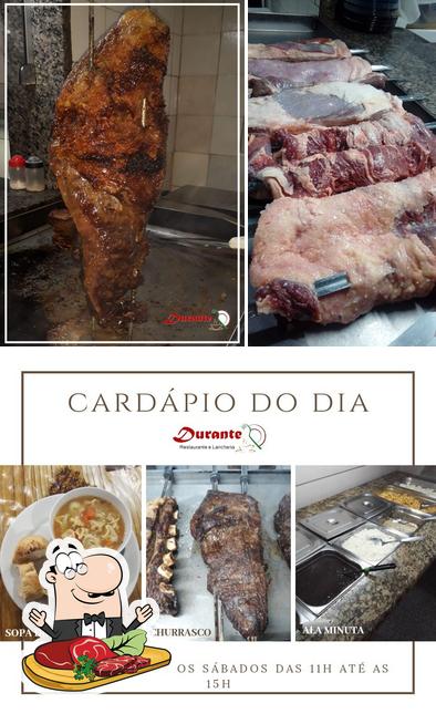 Prove refeições de carne no Restaurante Durante