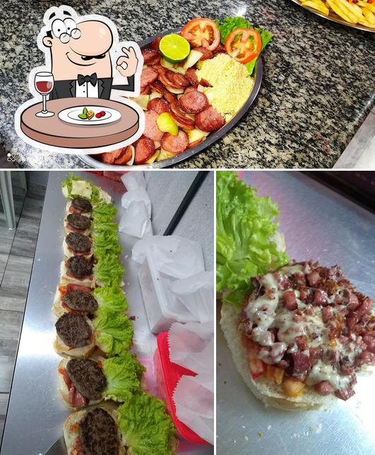 Platos en Pit stop mega lanches