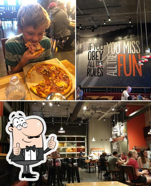 Blaze Pizza, 4100 N Alafaya Trail Suite 113 in Orlando Restaurant