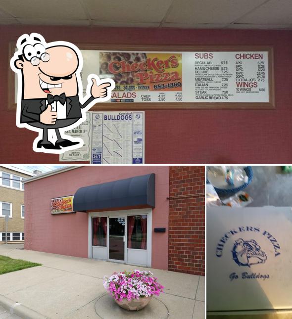 Checkers Pizza, llc in Crestline Restaurant menu and reviews