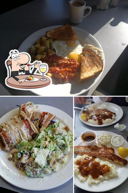 Charlie's Grill & Pizza