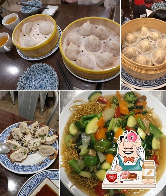 Nong Tang Noodle House serves a range of sweet dishes