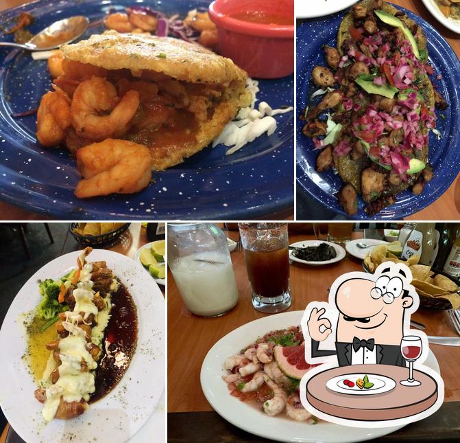 Los Mariscos de Chichi, Merida, Calle 6 S/N - Restaurant reviews