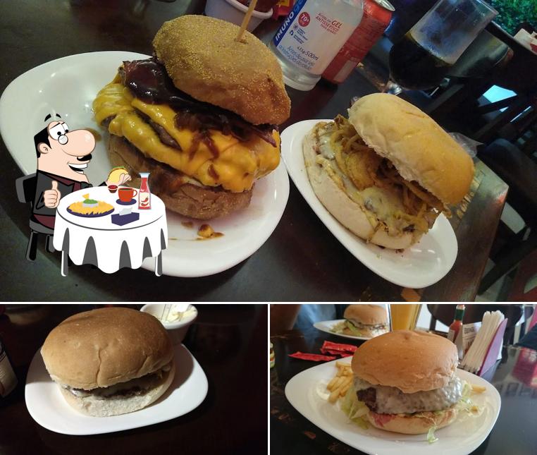 Delicie-se com um hambúrguer no Brothers Prime Burger - Vila Mascote