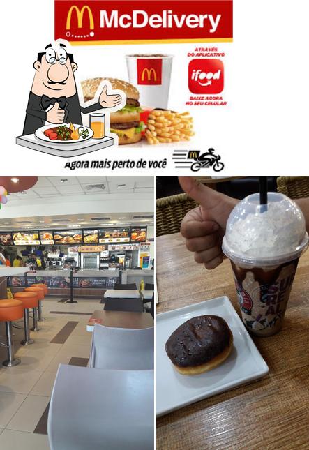 Comida em McDonald's Itaú Shopping