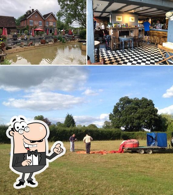 Bat and Ball in Wisborough Green Restaurant reviews