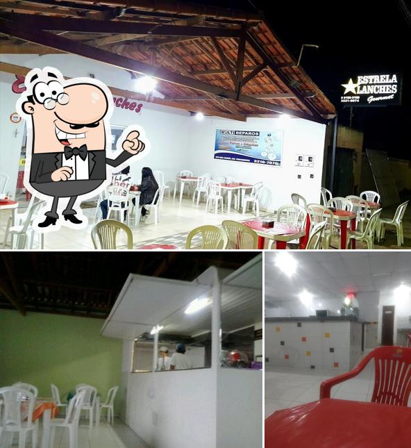 O interior do Estrela Lanches