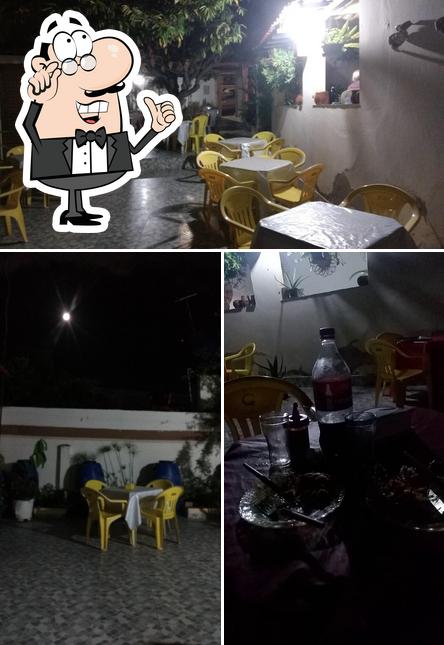 O interior do Casa Do Acarajé