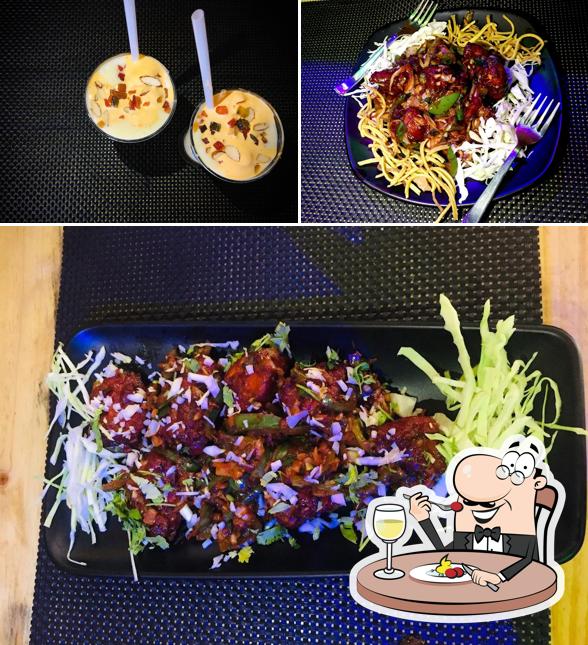 Meals at Friend's Cafe