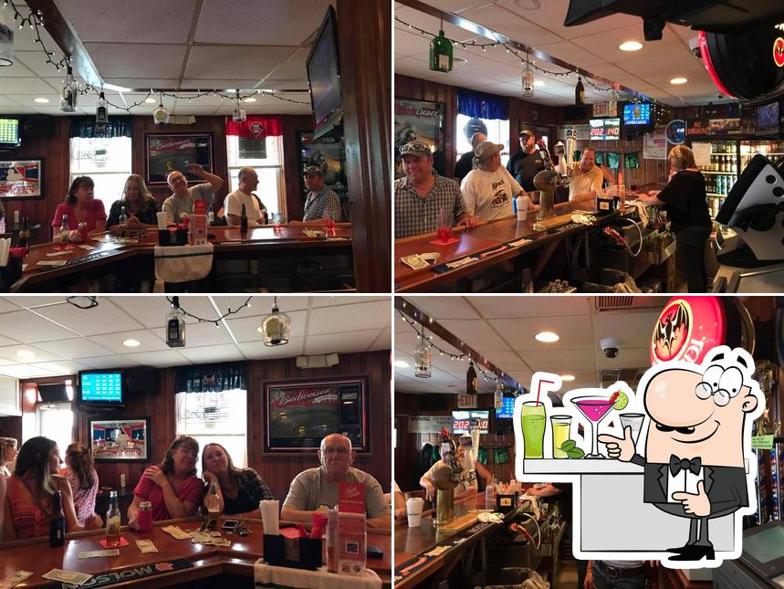 Lewis' Tavern in Schaghticoke Restaurant reviews