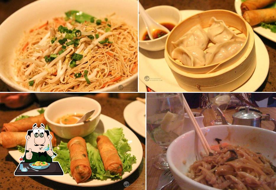 The Noodle Shop in Asheville Restaurant menu and reviews