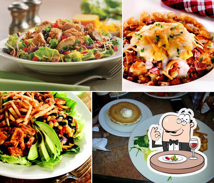 Perkins Restaurant & Bakery, 1001 SE Hamblen Rd in Lee's Summit