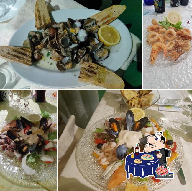 Prenez différents repas à base de fruits de mer disponibles à ALBERGO RISTORANTE PIZZERIA DA LUIGI