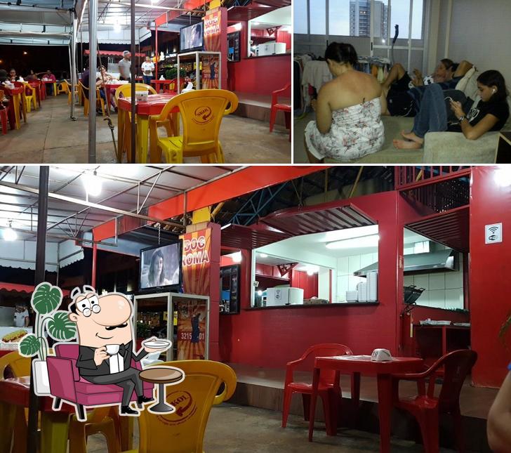 O interior do Dog Roma