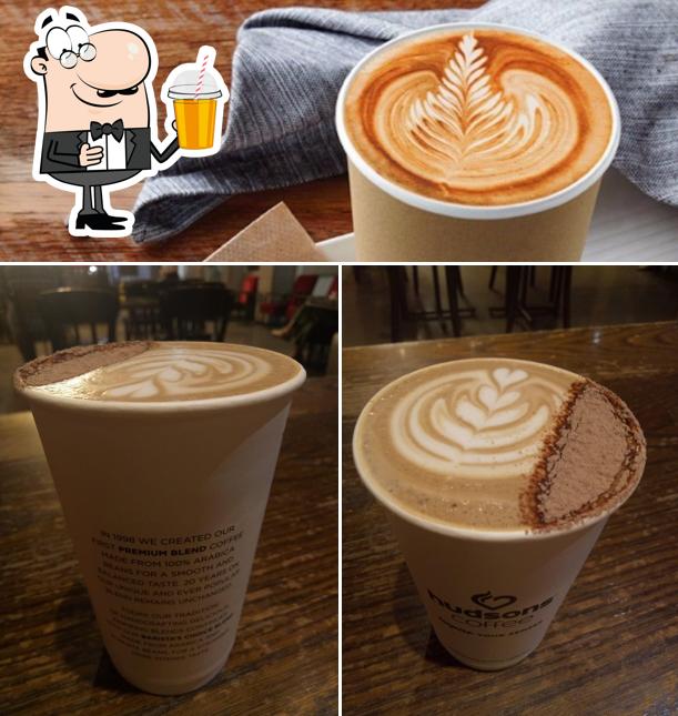 Hudsons Coffee, Private Hospital, 101 Newdegate St in Greenslopes