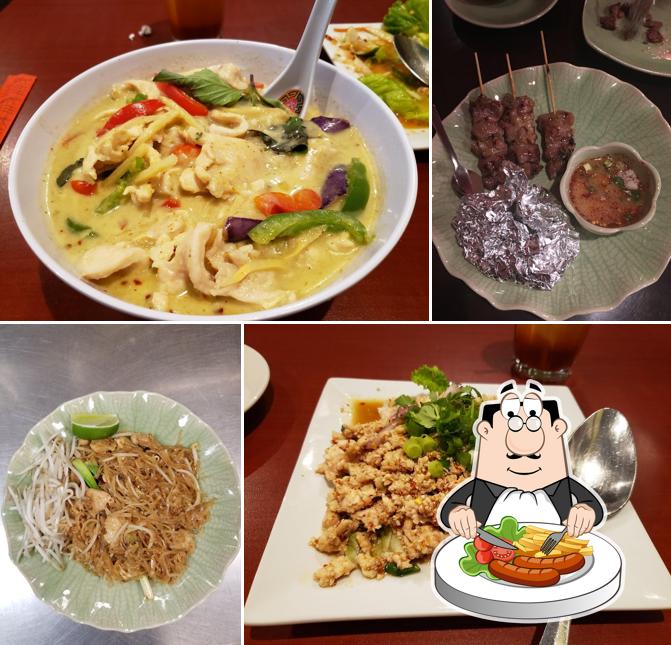 Еда в "Real Thai Cuisine"
