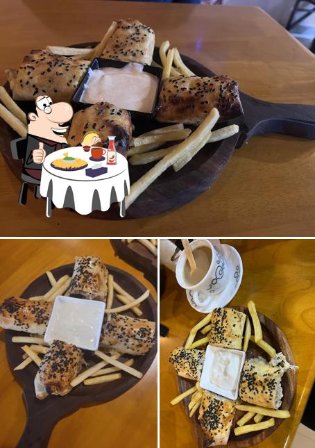 Cheese plate at PIZZA PIN RESTAURANT
