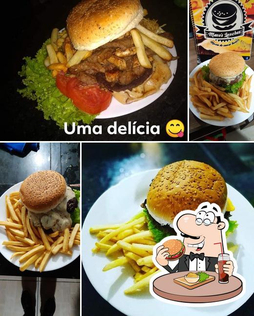 Consiga um hambúrguer no Mano's Lanches