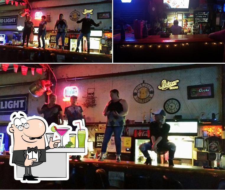 Iron Horse Saloon in Brookshire Restaurant menu and reviews