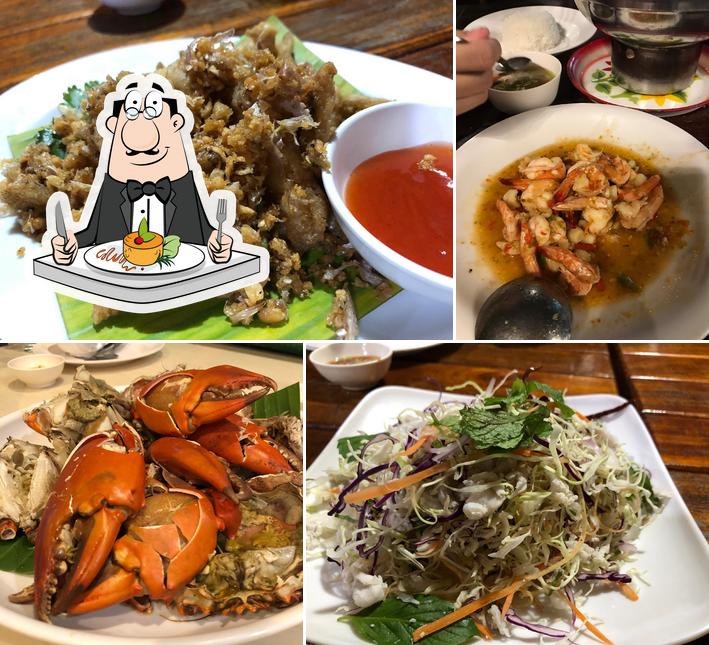 ปูจ๋า ท่าแฉลบ restaurant, Bang Kacha Restaurant reviews