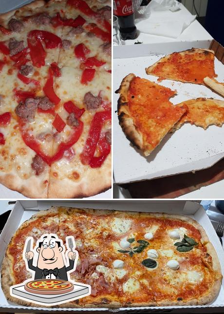 Try out pizza at Saltingola - Pizzeria, Paninoteca, Asporto e Consegne a Domicilio