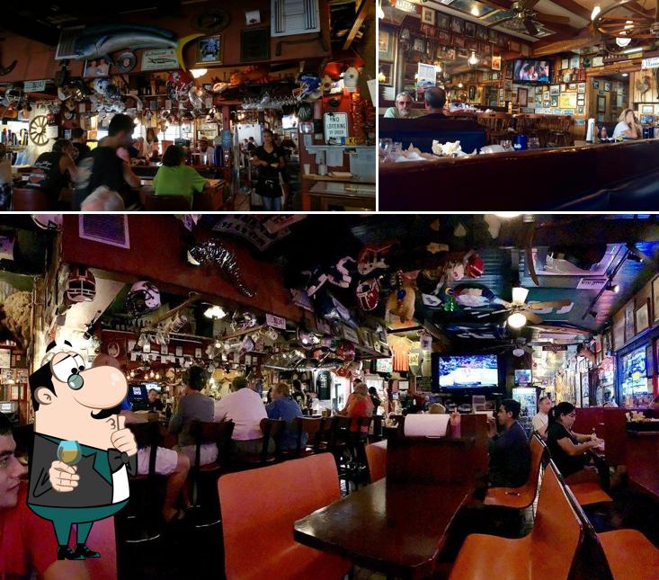 Buffalo Chips Restaurant in Bonita Springs Restaurant menu and reviews