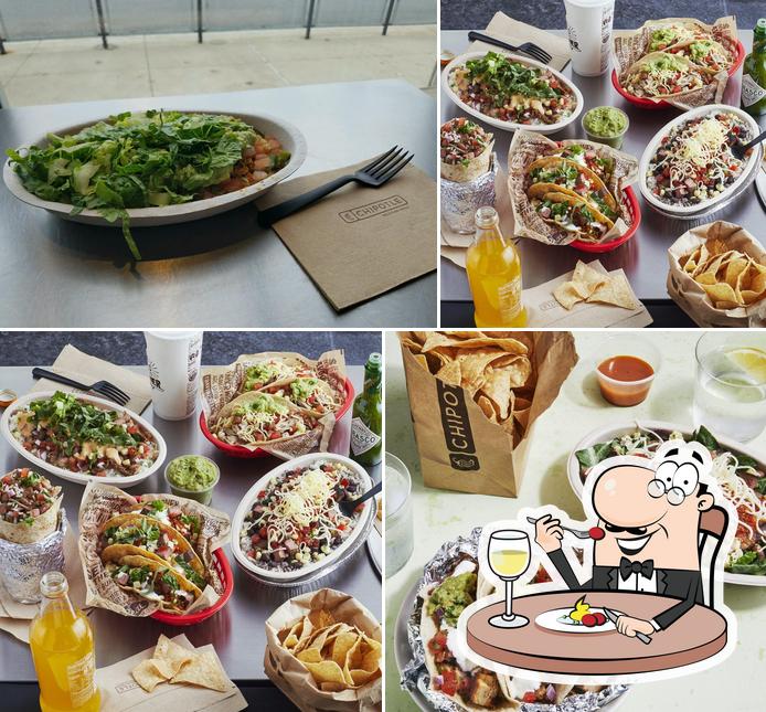 Chipotle Mexican Grill, 11257 Reed Hartman Hwy Unit B in Blue Ash