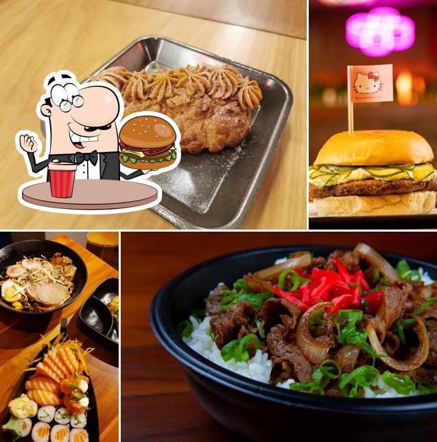 Hambúrguer em Eat Asia Praça Liberdade